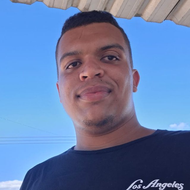 Valmir, founder of publishub